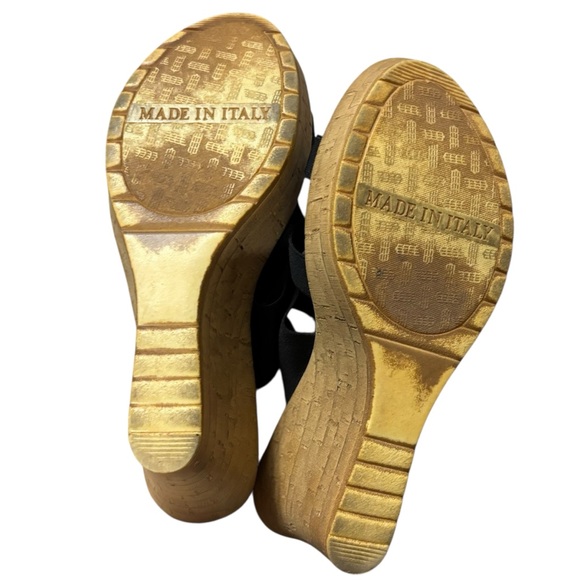 Italian Shoemakers Black Strappy Wedge Sandal Heels - Picture 6 of 6